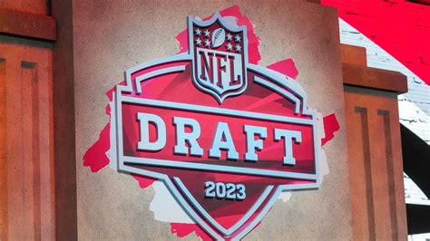 when does the nfl draft start on friday